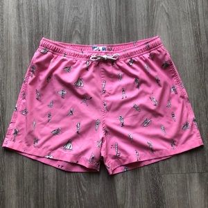 Bernie’s seems shorts men size medium